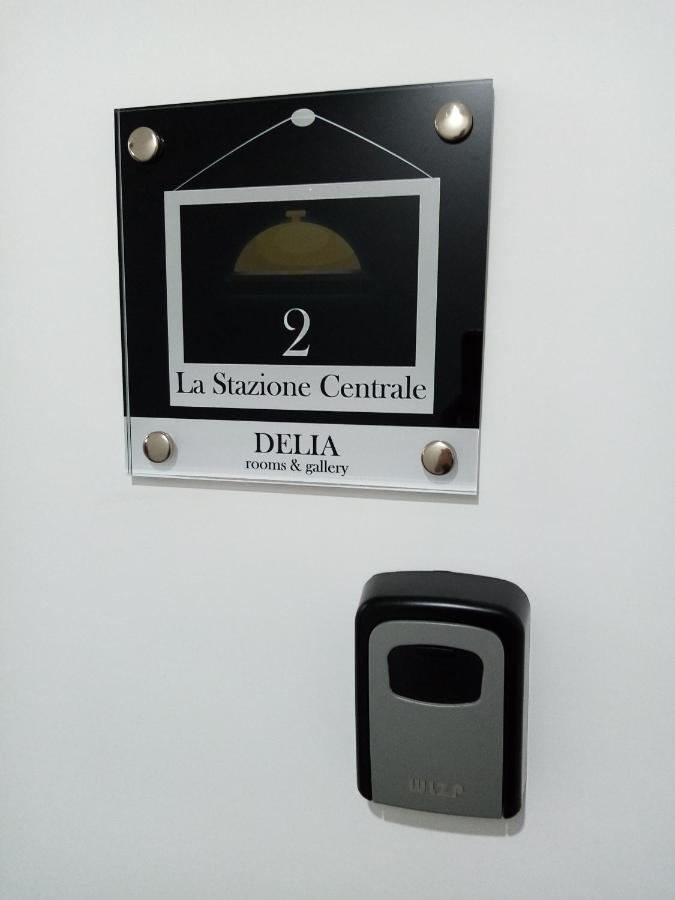 Delia Rooms&Gallery Napels Buitenkant foto